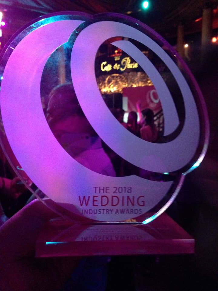 And the winner of the 2018 National Wedding Industry Award for Best Countryside Wedding Venue is.... Redhouse Barn!